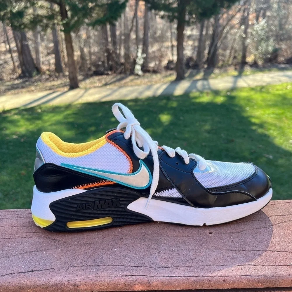 Nike Air Max Excee D2 size 6,5y